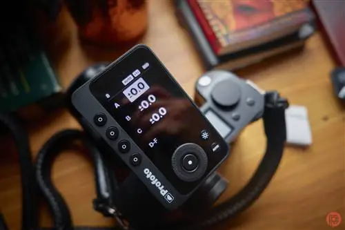 Ответ на проблемы Leica. Обзор Profoto Connect Pro