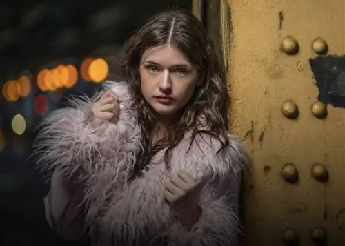 Одри Вулард показывает, как превратить день в ночь с помощью одной вспышки