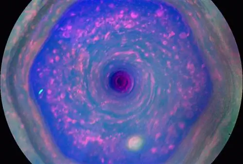 Химики разработали концепцию квантовой батареи без потери заряда