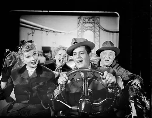Актерский состав I Love Lucy в машине Актерский состав I Love Lucy в машине