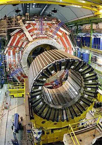 Меньшие ускорители для физики элементарных частиц?