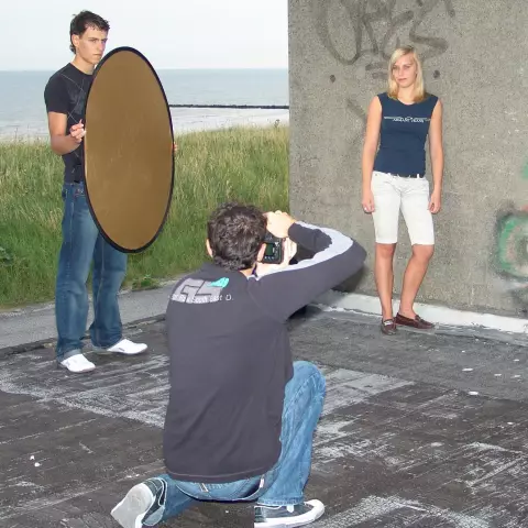 Урок по фотографии автомобиля со стробоскопом