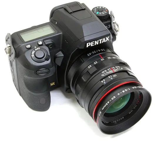 Pentax представляет два новых объектива: HD PENTAX-DA 20-40mm F2.8-4ED и PENTAX-08 WIDE ZOOM