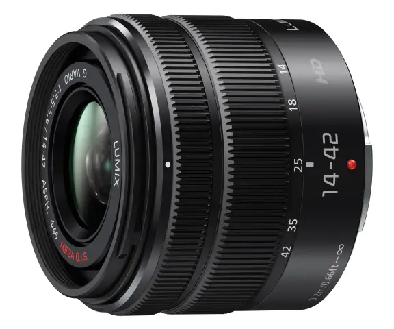 Panasonic противостоит компакту со своим минимальным «X» 14–42 мм