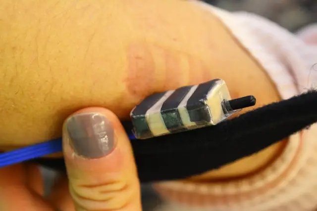 Графеновая лестница без сопротивления