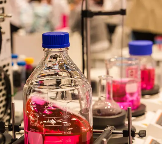 Стартапы выводят на рынок более безопасную химию