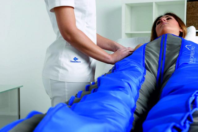 Olivo разрабатывает технологию сжатия мешков под глазами