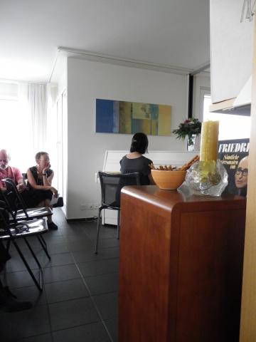 Мэй Линдстром о том, почему больше не обязательно лучше