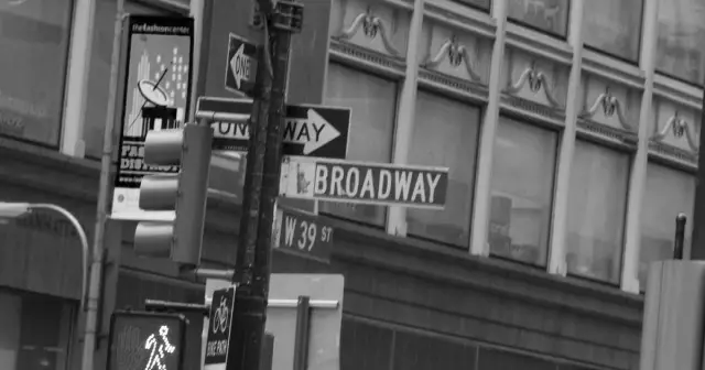 Кто сегодня является крупным игроком в мире фотографии?