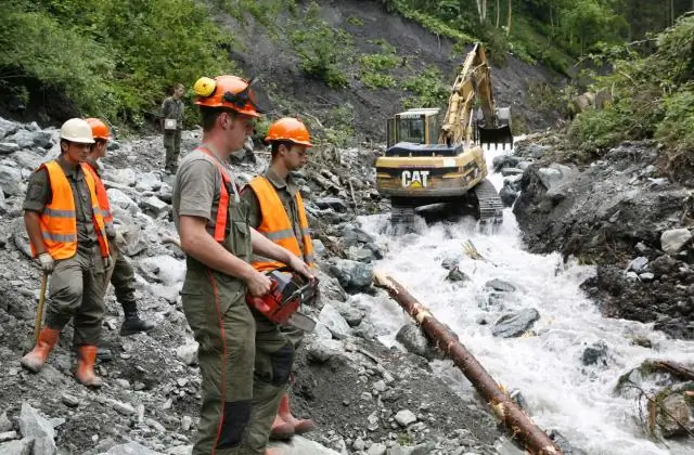 Телероботизированное оборудование помогает в уборке