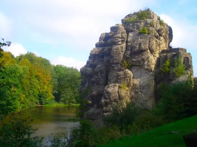 Таинственные горячие точки обнаружены на холодном красном сверхгиганте