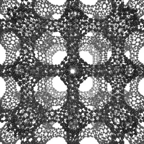 После долгих поисков: обнаружен отрицательно изогнутый углерод