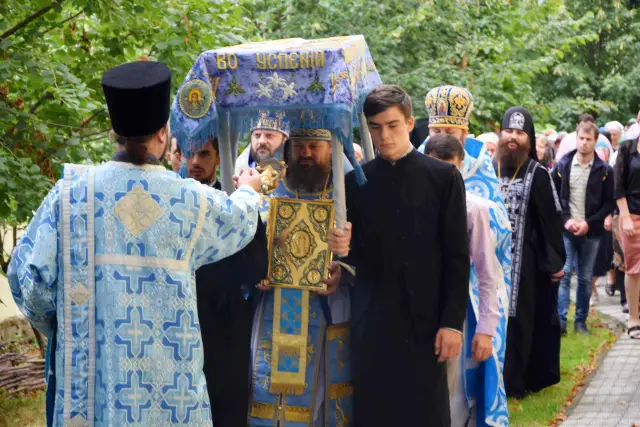 Не бойтесь дронов, сбрасывающих 50 000 комаров с высоты